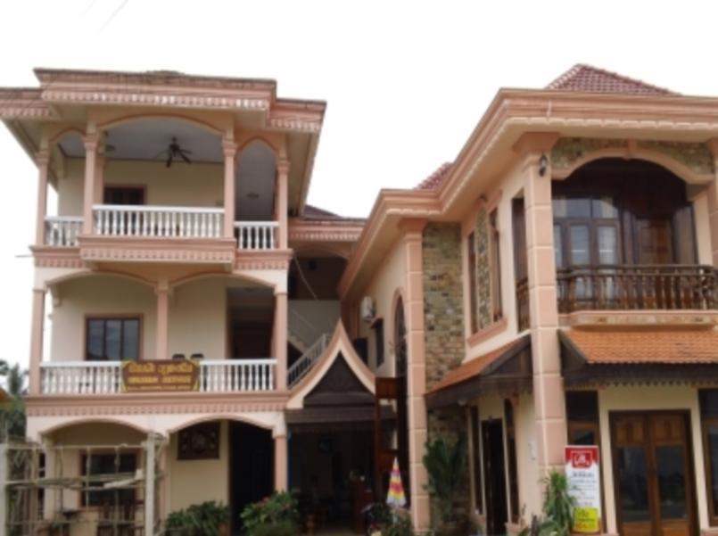 Viengsavanh Guesthouse Vang Vieng Esterno foto