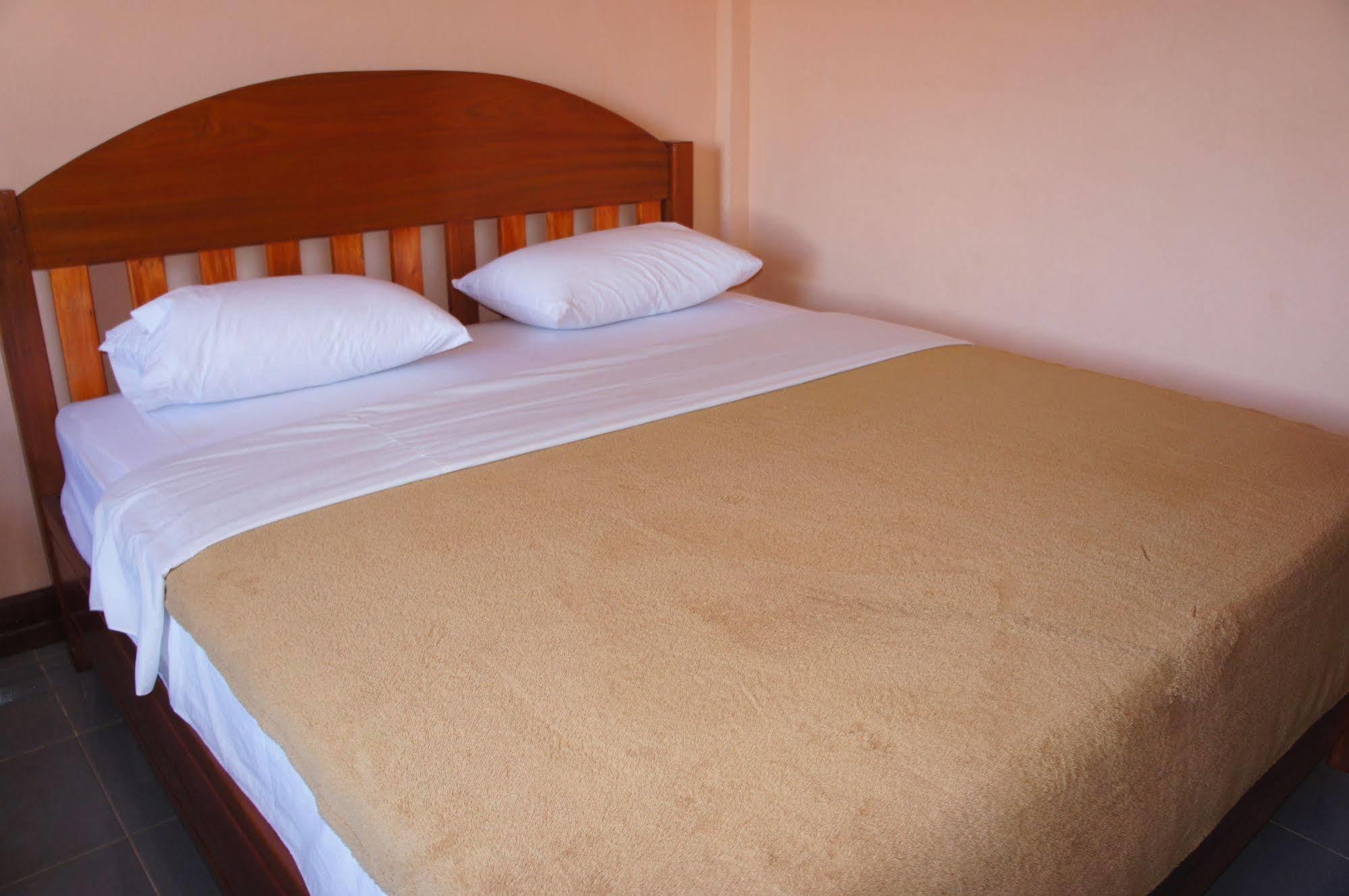 Viengsavanh Guesthouse Vang Vieng Esterno foto